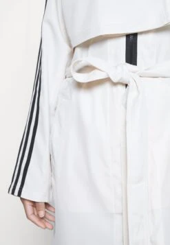 Adidas Originals Always - Trench - White -ASOS 5a76b44f3bec44b9abbd418a6063df1c