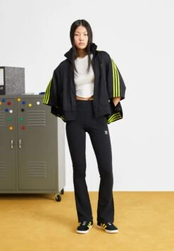 ASOS 3 ASOS -ASOS 5b293fead9134be98372a43ec93c64a6