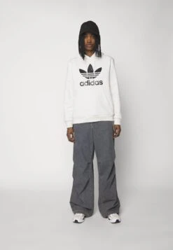 Adidas Originals Infill Hood - Sweatshirt - Cloud White -ASOS 5b439d24fefe4f8c98a0f0399732d8e3