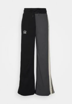 Adidas Originals Wide Leg - Pantalon De Survêtement - Black -ASOS 5d43f05719a34e07947d03207768c05f