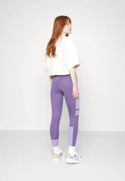 Adidas Originals Legging - Magic Lilac 10 Adidas Originals Legging - Magic Lilac -ASOS 5e04d2dcce4c4ebaa6fa7fd844b95497