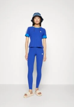 Adidas Originals Adicolor 70S Tee - T-Shirt Imprimé - Semi Lucid Blue -ASOS 5f4c919d645f481c87e3dd6933cc4f45