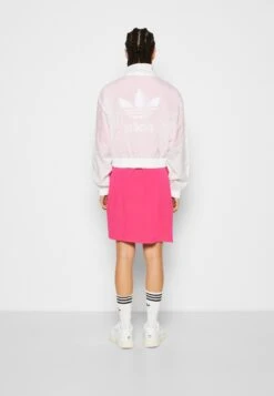 Adidas Originals Windbreaker - Veste Légère - White -ASOS 608d95f5128d4bfe8bd9e436e8fcb9bd