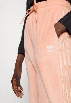 Adidas Originals Jogger - Pantalon De Survêtement - Ambient Blush -ASOS 63f9144ca205401e8deef9235f35647b