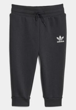 Adidas Originals Rekive Hoodie Set - Survêtement - Carbon -ASOS 648c37ea4a8a403a99feab93c7256d3c