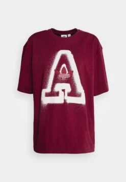 Adidas Originals Logo - T-Shirt Imprimé - Shadow Red -ASOS 67d27710d25643bd92ee660e3520dc8a
