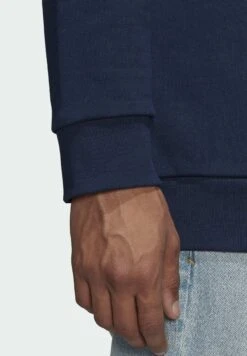 Adidas Originals Trefoil Crew - Sweatshirt - Blue -ASOS 68ca2e17d08d4ecfbd512041b6948c84