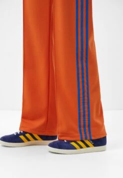 Adidas Originals Adicolor 70S Montreal - Pantalon De Survêtement - Orange 13 Adidas Originals Adicolor 70S Montreal - Pantalon De Survêtement - Orange -ASOS 6961863de78e474eb49e7e65aba0d3d2