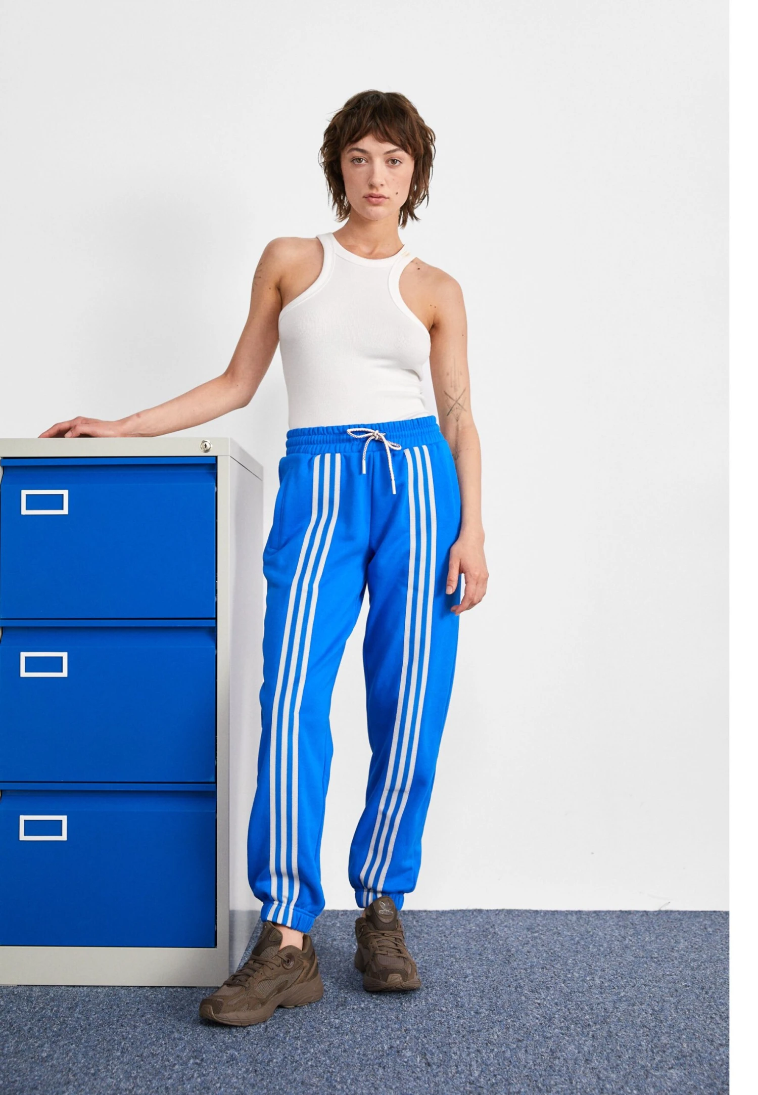 Adidas Originals Adicolor 70S Pants - Pantalon De Survêtement - Bluebird 2 Adidas Originals Adicolor 70S Pants - Pantalon De Survêtement - Bluebird – Image 2
