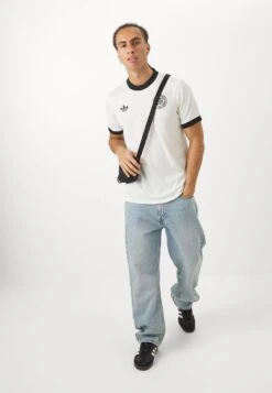 Adidas Originals DEUTSCHLAND DFB 125 ANNIVERSARY JERSEY - Article De Supporter D'équipe Nationale - Cloud White/black -ASOS 6b6f3b538e924997a306433ffe7da7fe