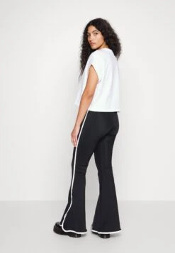 Adidas Originals Always Original - Pantalon Classique - Black -ASOS 6d6ca7bb37ca40f9a804d5e034702ed3