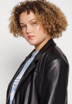 Adidas Originals Trefoil Tee - T-Shirt Imprimé - Blue Dawn -ASOS 6f80a40e74b1489983481b44e7e5fb7f