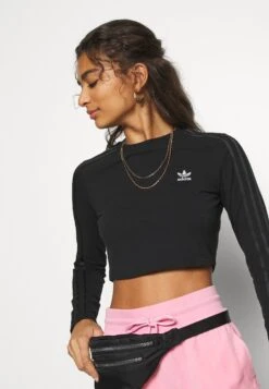 Adidas Originals Crop Tee - T-Shirt À Manches Longues - Black -ASOS 706db9bfba8041d3a481f9fc87ef85be