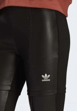 Adidas Originals Always Snap Button - Pantalon Classique - Black 11 Adidas Originals Always Snap Button - Pantalon Classique - Black -ASOS 76a00fb3d1cc489c8bcc951af0e00575