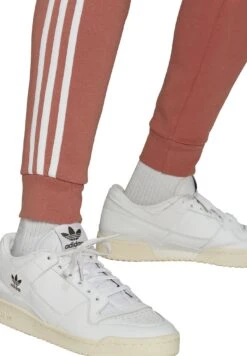 Adidas Originals 3-Stripes Pant Unisex - Pantalon De Survêtement - Magic Earth -ASOS 76e65a9d889346cc8951659b94009c60