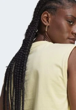 Adidas Originals Slvles Grfx - T-Shirt Imprimé - Almost Yellow -ASOS 77f9eb2428a34de4a8d3745d8fb7602e