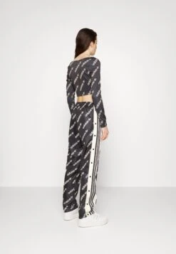 Adidas Originals Break - Pantalon De Survêtement - Black -ASOS 781387bf1f274b13a670877f63d84ef7