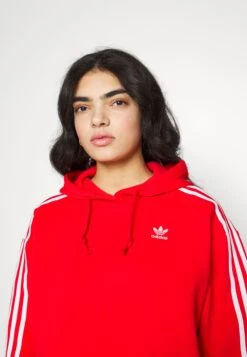 Adidas Originals Sweat À Capuche - Vivid Red -ASOS 7b2ab74c56fa4a1fa0c9eafcc0f5f70b
