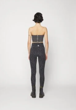 Adidas Originals Tight - Legging - Carbon/Black -ASOS 7c4ced049880451eae2556943fb6fd50