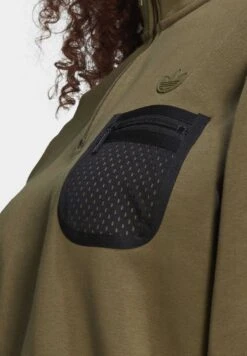 Adidas Originals Quarter-Zip - Sweatshirt - Green -ASOS 7cbbee2565d3485ba130b98cc68d2a8d