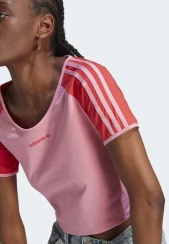 Adidas Originals Short - T-Shirt Imprimé - Semi Pink Glow/Real Coral -ASOS 7d7ba947bf4d40e19090ec31703f3d6c