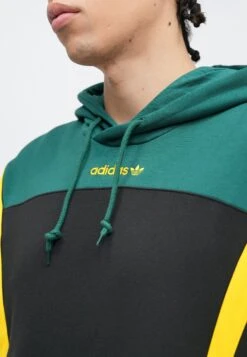 Adidas Originals SANTIAGO - Sweatshirt - Collegiate Green -ASOS 7da2d4739b754d8a8ca7acfcbf74e5ec