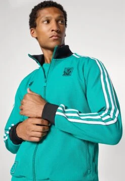 Adidas Originals LIVERPOOL FC ICON TRACK TOP - Article De Supporter D'équipe De Club - Sea Green -ASOS 7e95762b025d4e0199f01ea731eb59ca