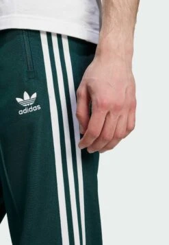 Adidas Originals CLASSIC TP - Pantalon De Survêtement - Aurora Ivy White -ASOS 84a7c43414f9403aa586de72e35bde1c