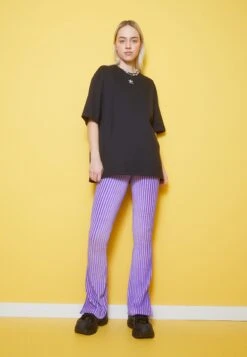 Adidas Originals Essentials - T-Shirt Basique - Black -ASOS 8577e46b3f8b4698b33cb2a93779d4b0