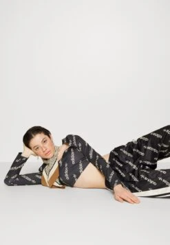 Adidas Originals Break - Pantalon De Survêtement - Black -ASOS 896cf2a0d8464161845cff30c4f470e9