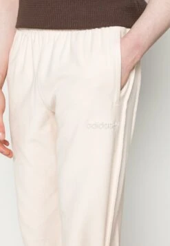 Adidas Originals Loopback Unisex - Pantalon De Survêtement - White -ASOS 89da8a59b0564ca383cc4b5d6e1f3fc7