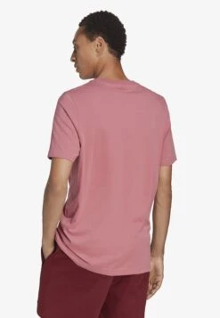 Adidas Originals Essential - T-Shirt Basique - Pink Strata -ASOS 8a4119b64a3a4e0da8bc6dd9eaf92b27