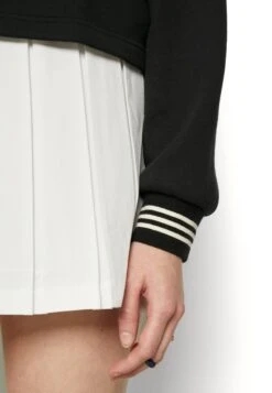 Adidas Originals Adicolor 70S Cropped Hoodie - Sweatshirt - Black -ASOS 8b29879231b64768aa28c19687999080