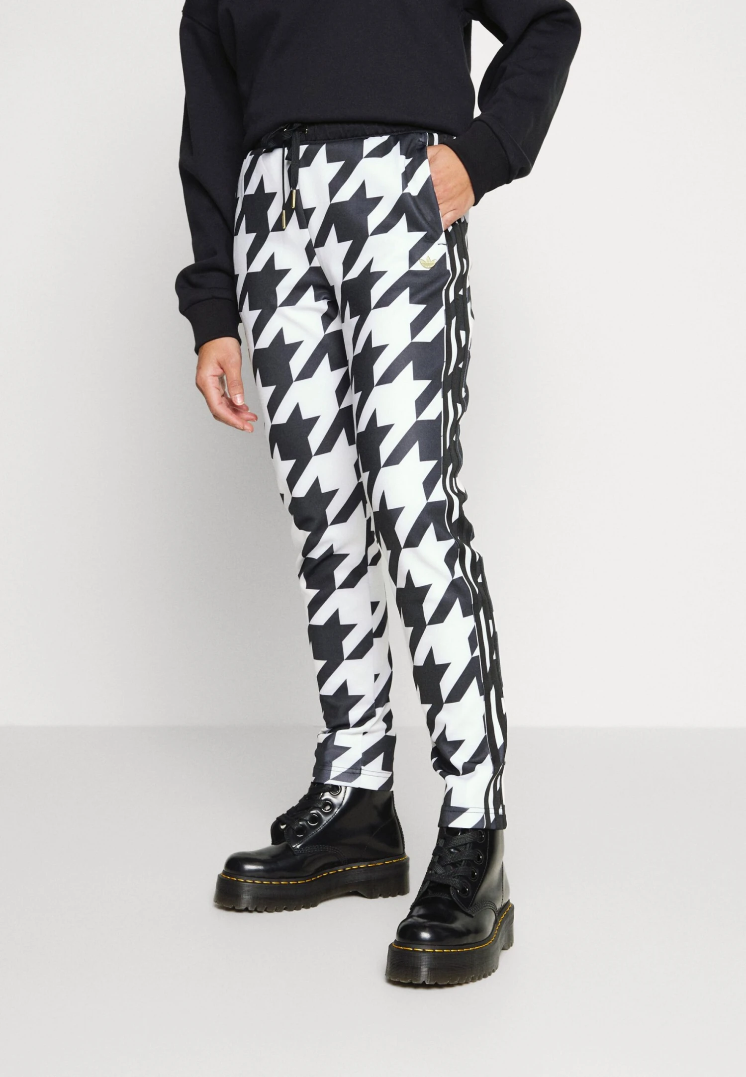 Adidas Originals Houndstooth Trackpants - Pantalon De Survêtement - Black/White 4 Adidas Originals Houndstooth Trackpants - Pantalon De Survêtement - Black/White – Image 4