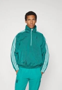 Adidas Originals LIVERPOOL FC ICON HALF ZIP JACKET - Article De Supporter D'équipe De Club - Sea Green -ASOS 8ce3b31c8fa249b4b23905b5df8b096a