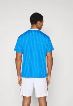 Adidas Originals REAL MADRID ICON JERSEY - T-shirt Imprimé - Bluebird/white -ASOS 8d18bf11e0ee4678ac820c21e6d3fc6f