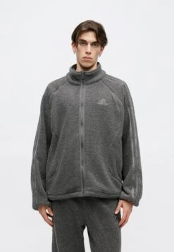 Adidas Originals Veste Polaire - Grey Strata -ASOS 8e2e00121da64d3abed4c7adfcdeac50
