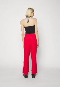 Adidas Originals Sst Tp Os - Pantalon De Survêtement - Better Scarlet -ASOS 90a7a2cd72af48fc9a3f6071e9af0654