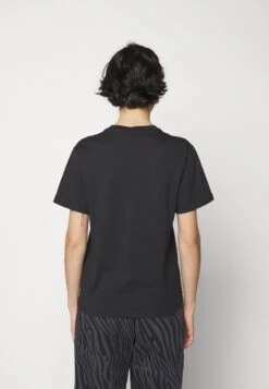 Adidas Originals Tee - T-Shirt Imprimé - Black -ASOS 90dfb34d6c1c4222961139c94cc4d554