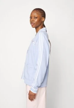 Adidas Originals Cardigan - Sweat Zippé - Blue Dawn -ASOS 90f56ee9239f4dce99a8f82998000350