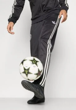 Adidas Originals GERMANY 125 ANNIVERSARY TRACKPANTS - Article De Supporter D'équipe Nationale - Black -ASOS 91a7985f9f6f4011ab6c94991a1939af
