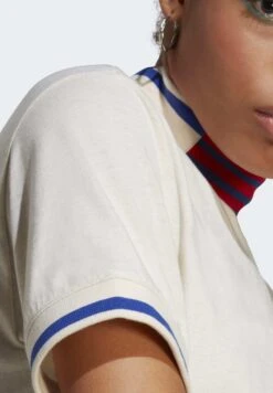 Adidas Originals Collar Crop Tee - T-Shirt Imprimé - White Mel -ASOS 933300c4de9945b7b4889a91fba34310