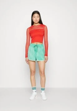 Adidas Originals Adicolor 70S Mono - Short - Green -ASOS 9443da9611b449319033a370c7981932