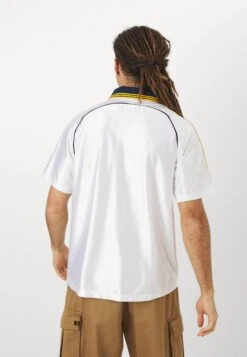 Adidas Originals REAL MADRID HOME 99 - Article De Supporter D'équipe De Club - White -ASOS 9d9eec14f0d54ae39fbb34ae9eff2256