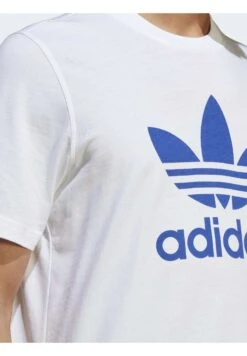 Adidas Originals Trefoil Unisex - T-Shirt Imprimé - White Semi Lucid Blue -ASOS 9e5f54658a854ab7b499695611c61b18