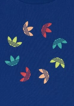 Adidas Originals Tee Unisex - T-Shirt Imprimé - Collegiate Royal -ASOS 9e946776742944a6b20c42391d2c3c3e