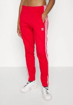 Adidas Originals Classic Trackpant Open Hem - Pantalon De Survêtement - Better Scarlet -ASOS 9fa6a9dc3e8f4b2ea580b43df172b711