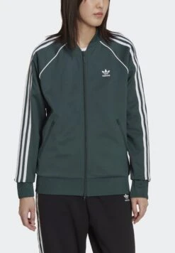 Adidas Originals Superstar Tracktop - Blouson Bomber - Mineral Green 13 Adidas Originals Superstar Tracktop - Blouson Bomber - Mineral Green -ASOS a1b6224b77a543629a3192f10d8365ca