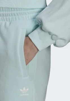 Adidas Originals Pantalon De Survêtement - Halo Mint -ASOS a38294c7b05c49ed9d891dfd91d9c8ee