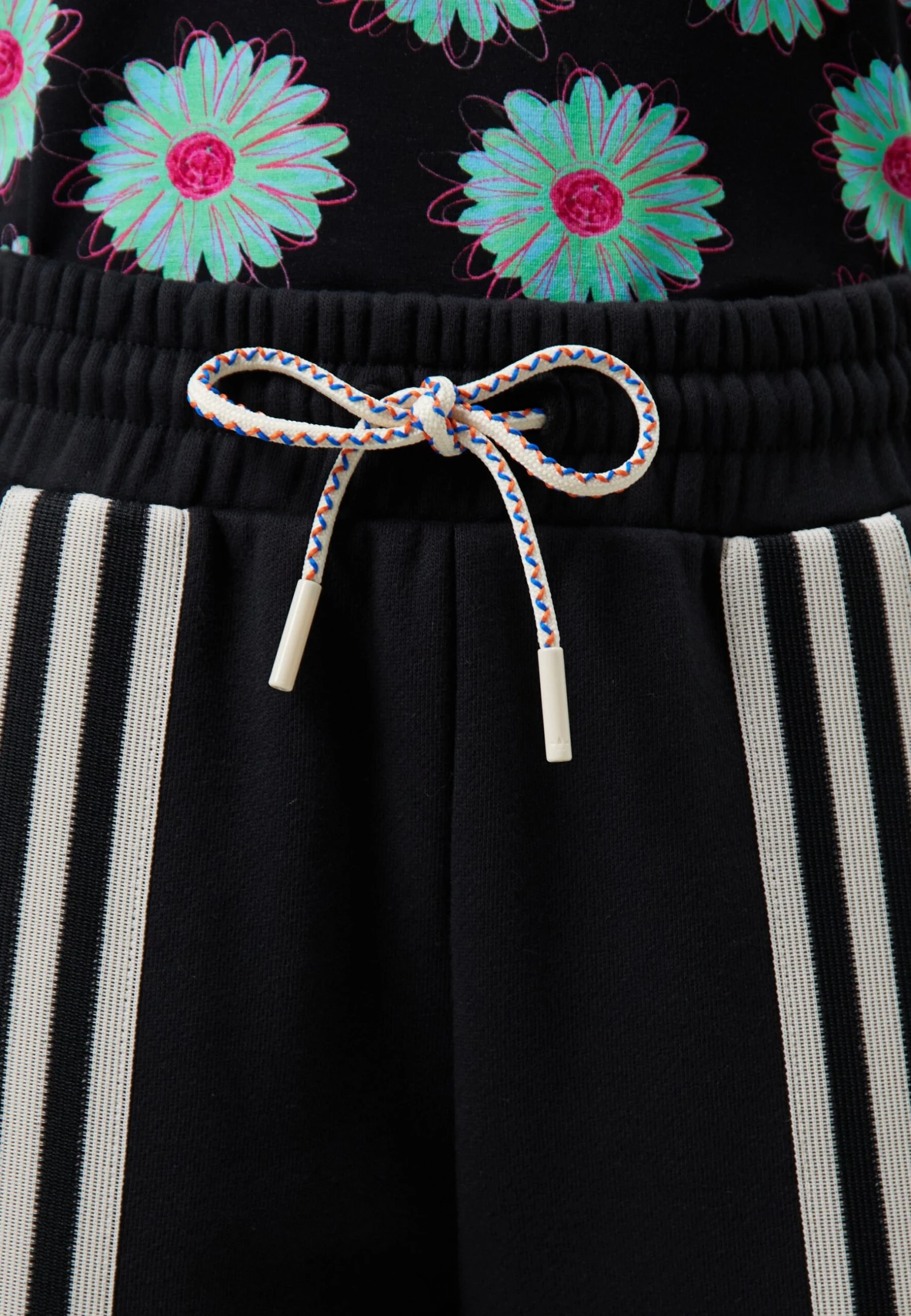 Adidas Originals Adicolor 70S Pants - Pantalon De Survêtement - Black 4 Adidas Originals Adicolor 70S Pants - Pantalon De Survêtement - Black – Image 4